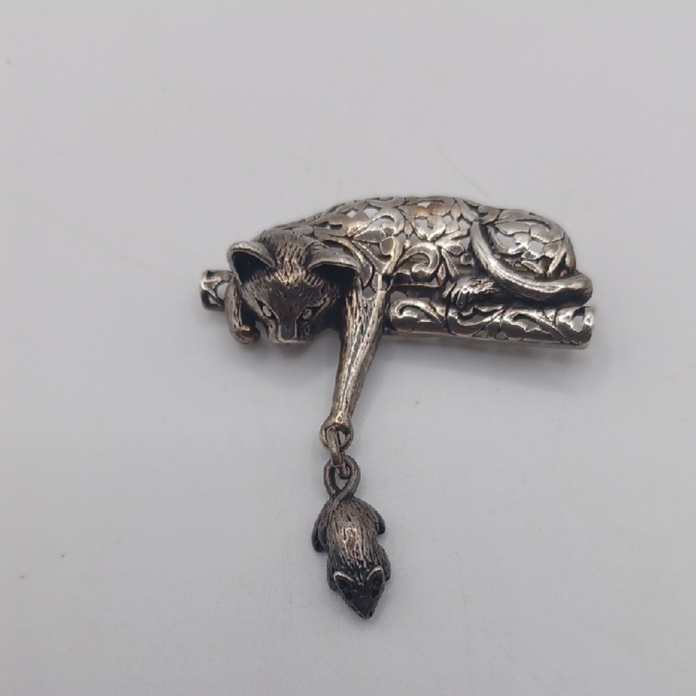 Jezlaine Sterling Silver Cat With Dangling Mouse Brooch